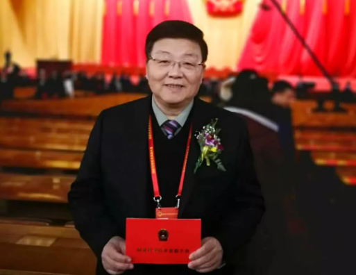 科技创新打造精品国药——肖伟研究员团队荣获“国家技术发明奖”